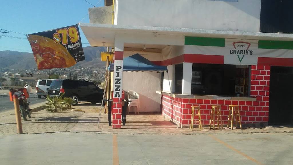 Charlys Pizza | restaurant | Granjas Familiares del Matamoros, 22203 Tijuana, B.C., Mexico | 016648191565 OR +52 664 819 1565
