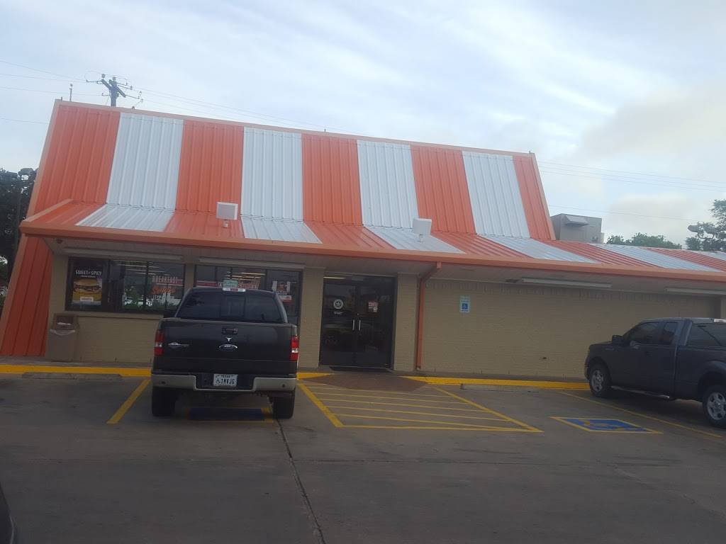 Whataburger | restaurant | 500 N Bell Blvd, Cedar Park, TX 78613, USA | 5123310608 OR +1 512-331-0608