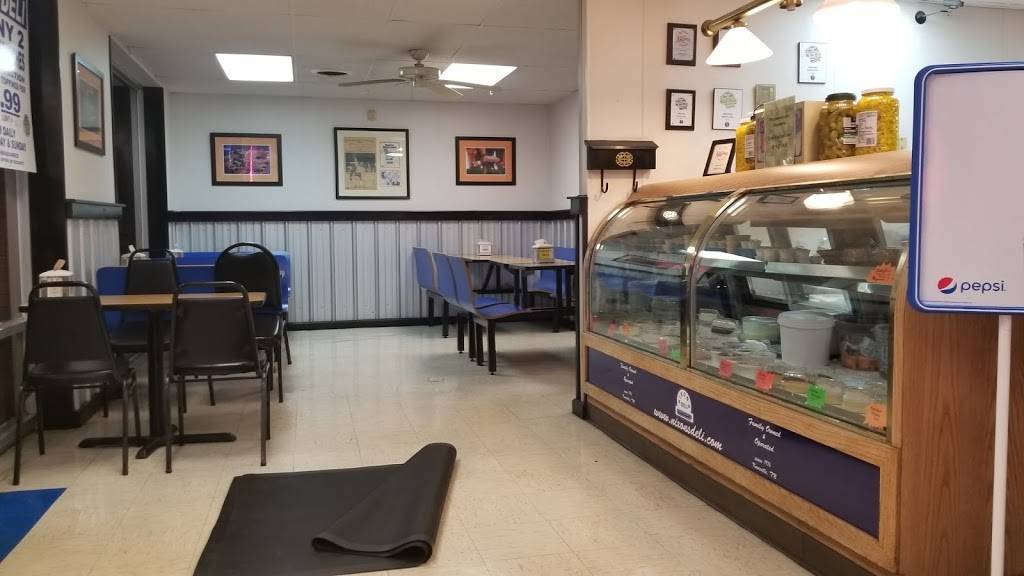 Nixons Deli | restaurant | 508 Merchant Dr, Knoxville, TN 37912, USA | 8656877444 OR +1 865-687-7444