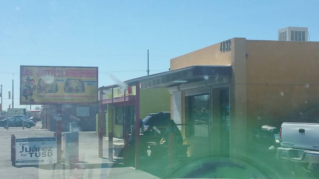 Los Jarritos | meal takeaway | 4832 S 12th Ave, Tucson, AZ 85714, USA | 5207460364 OR +1 520-746-0364