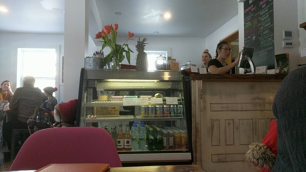 TONIQUE | cafe | 18 Chemin Scott, Chelsea, QC J9B 1R5, Canada | 8194841061 OR +1 819-484-1061