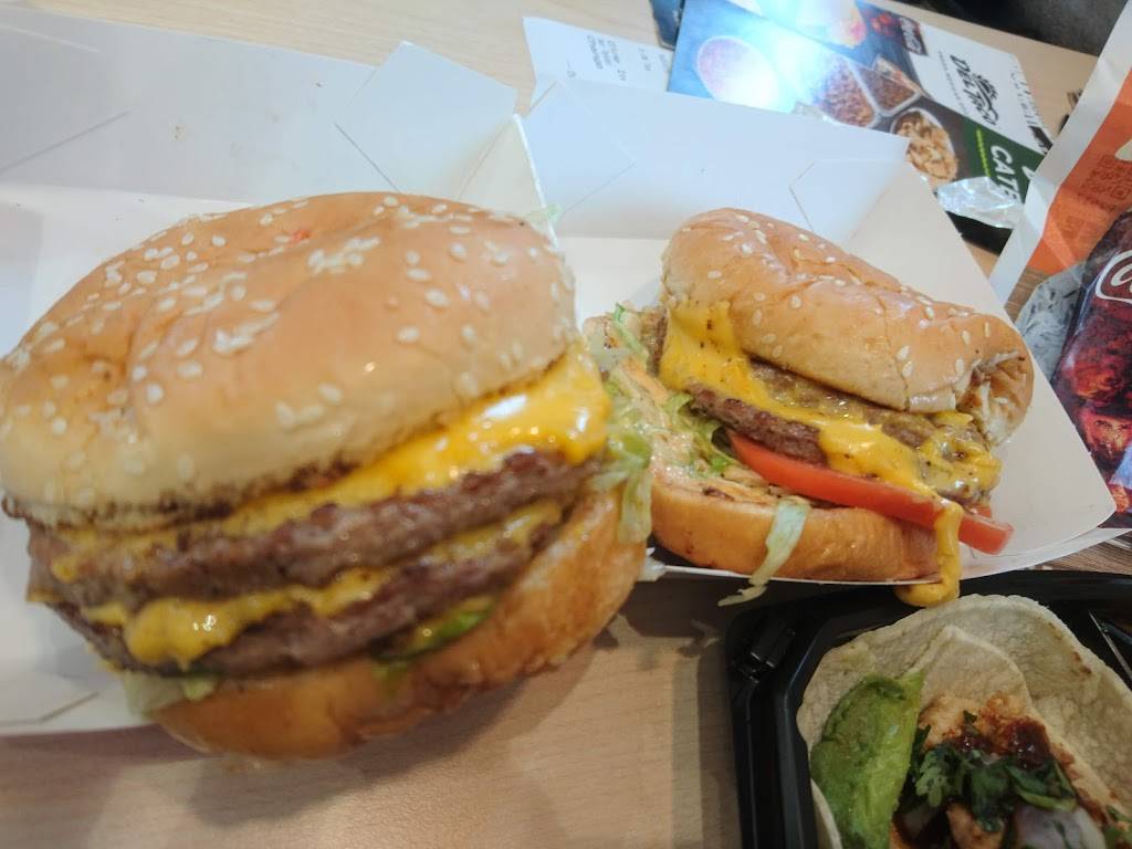 Del Taco | restaurant | 16252 Fort St, Southgate, MI 48195, USA | 7347201051 OR +1 734-720-1051