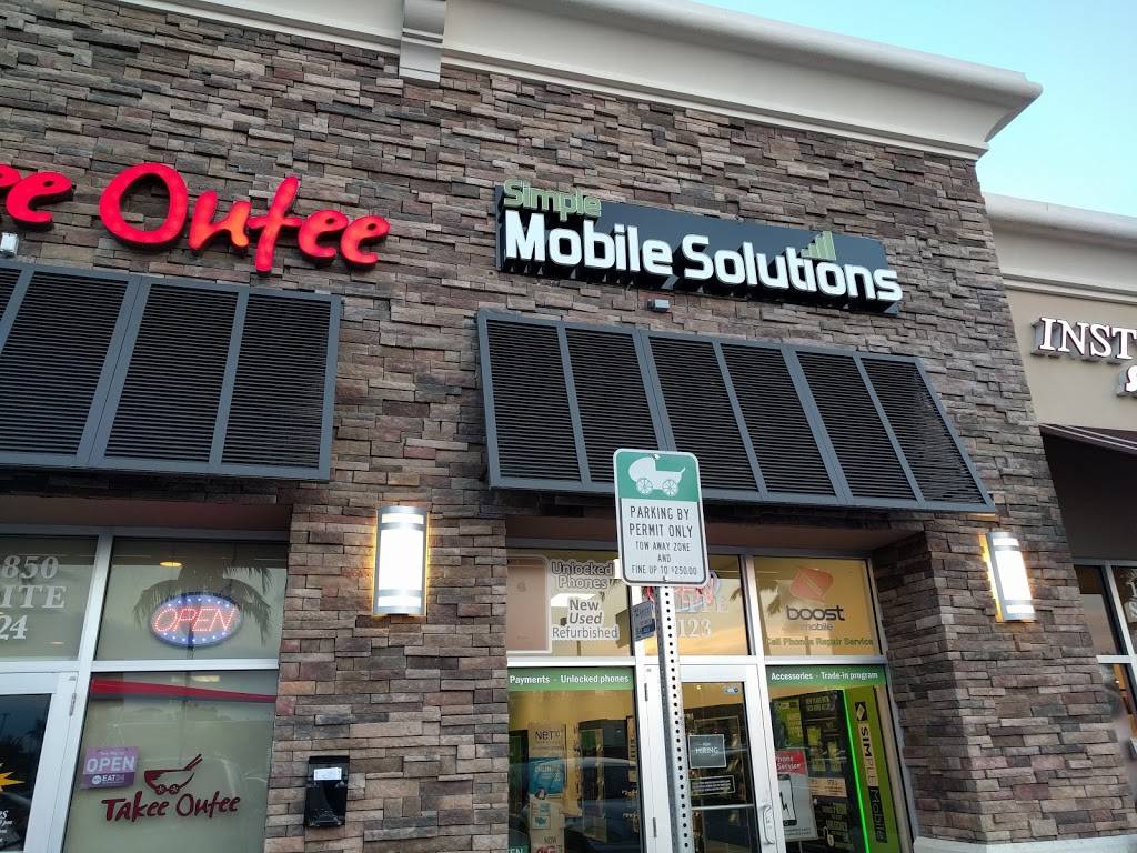 Takee Outee | meal takeaway | 11850 Hialeah, Hia Gardens Boulevard, Miami Lakes, FL 33018, USA | 3058223899 OR +1 305-822-3899