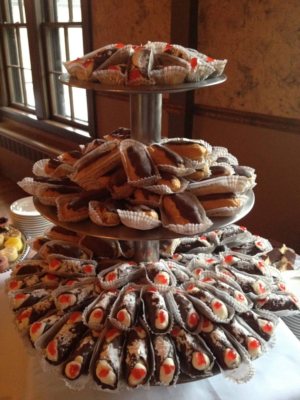 Meadowbrook Country Club Restaurant | restaurant | 2149 N Green Bay Rd, Mt Pleasant, WI 53405, USA | 2628989900 OR +1 262-898-9900