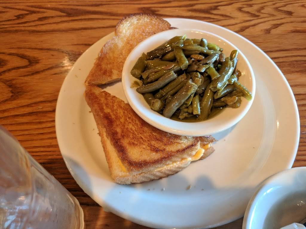 Cracker Barrel Old Country Store | restaurant | 6050 National Rd E, Richmond, IN 47374, USA | 7659350881 OR +1 765-935-0881