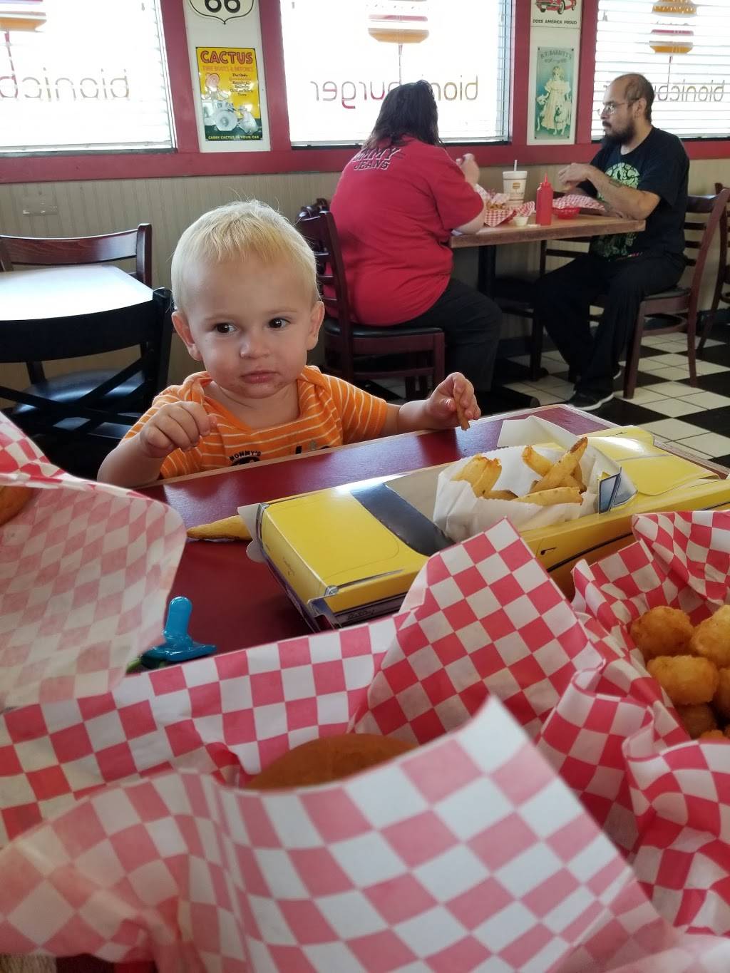 Bionic Burger | restaurant | 2404 S Meridian Ave, Wichita, KS 67217, USA | 3169429991 OR +1 316-942-9991