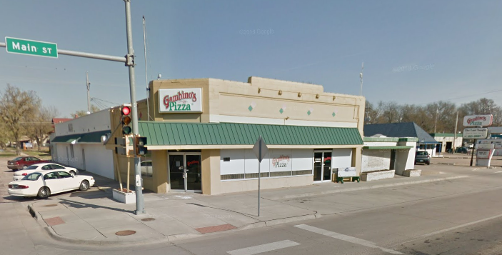 Gambinos Pizza | meal delivery | 1400 Main St, Winfield, KS 67156, USA | 6202292278 OR +1 620-229-2278