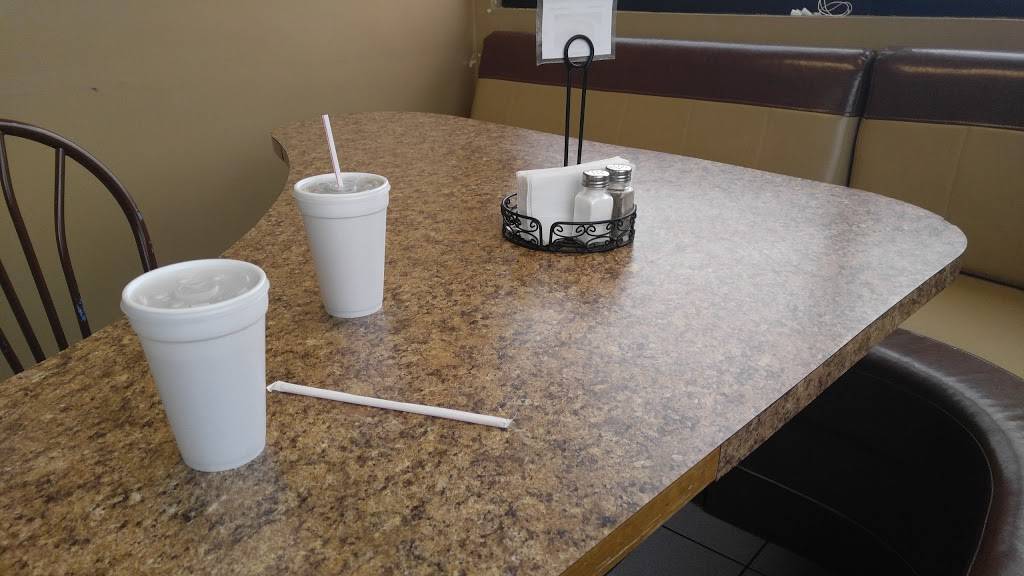 King Gyros Goshen | restaurant | 507 W Pike St, Goshen, IN 46526, USA | 5749718220 OR +1 574-971-8220