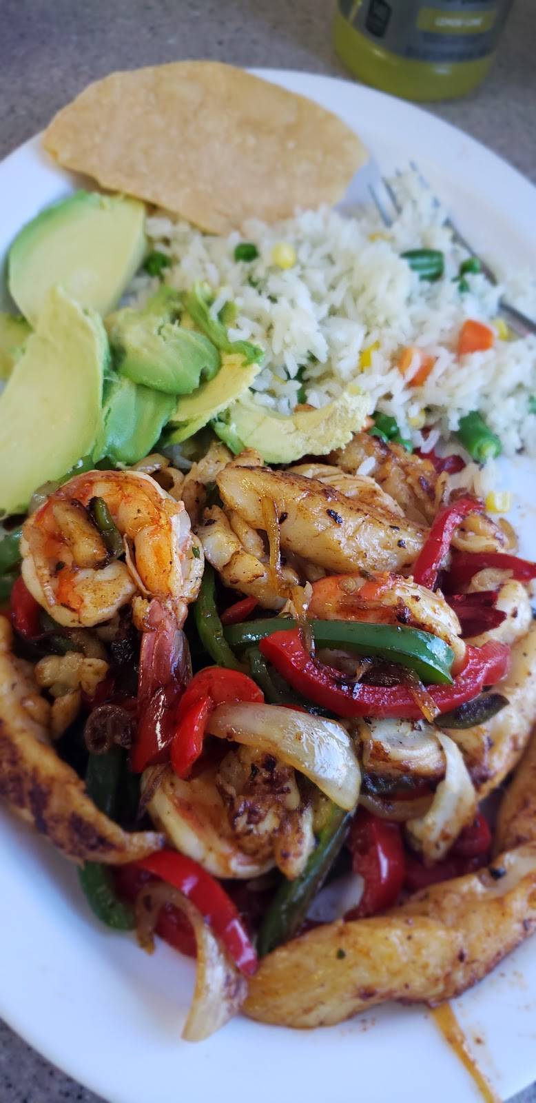 Fiesta Del Mar | restaurant | 4222 Slauson Ave, Maywood, CA 90270, USA | 3235604982 OR +1 323-560-4982