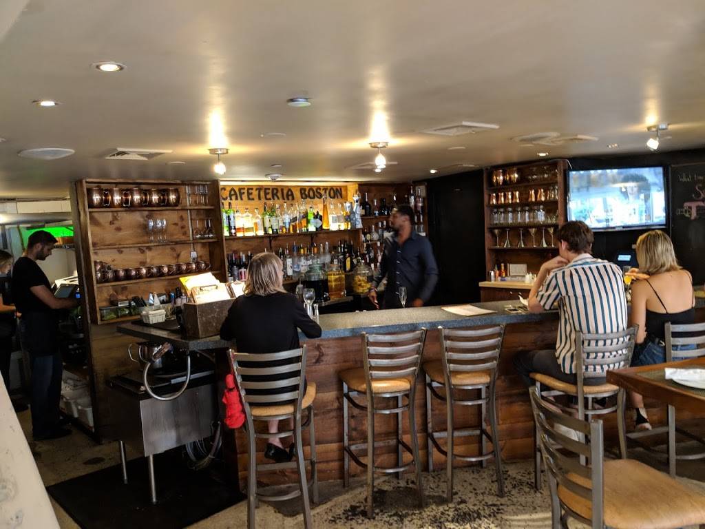 Cafeteria Boston | restaurant | 279a Newbury St, Boston, MA 02115, USA | 6175362233 OR +1 617-536-2233