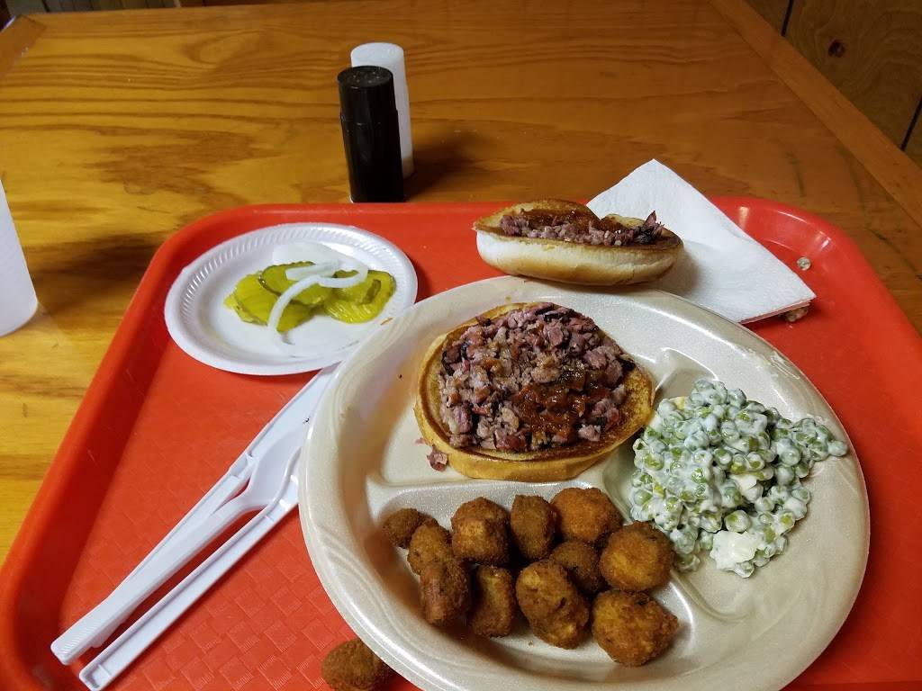 STILL SMOKIN BBQ | restaurant | 212 South Hickory Street, Abbott, TX 76621, USA | 2545809644 OR +1 254-580-9644