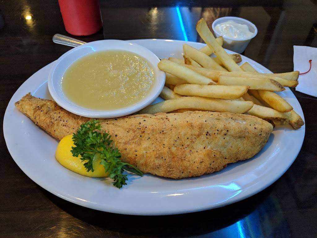 Moonraker Restaurant & Lounge | restaurant | 14490 Beadle Lake Road, (I-94, Exit 100), Battle Creek, MI 49014, USA | 2699627779 OR +1 269-962-7779