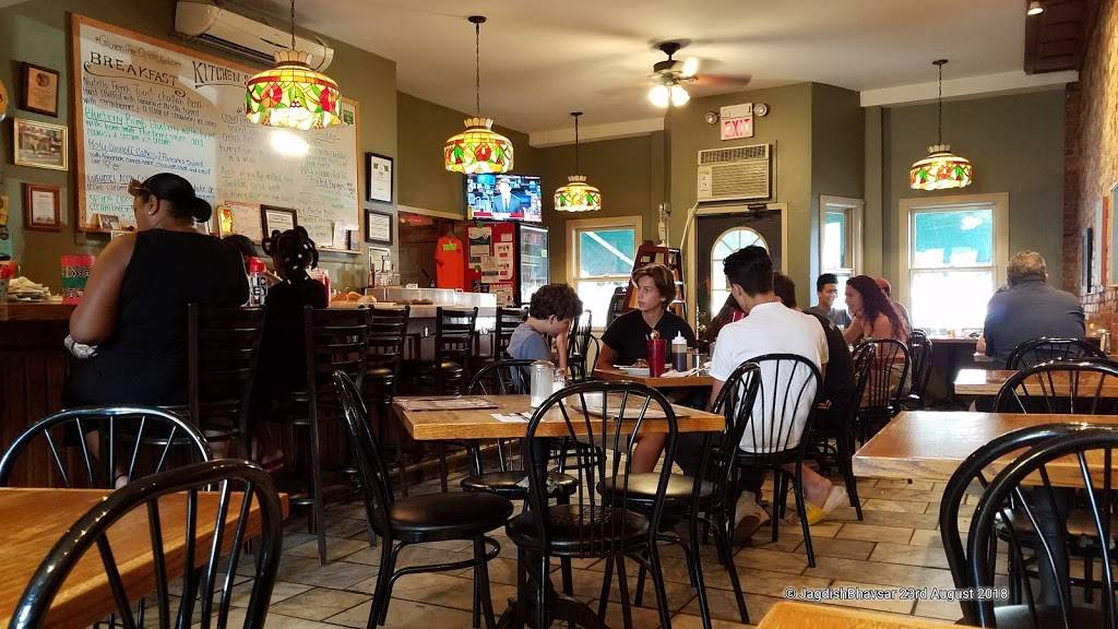 Strawberry Place | restaurant | 72 S Broadway, Nyack, NY 10960, USA | 8453589511 OR +1 845-358-9511