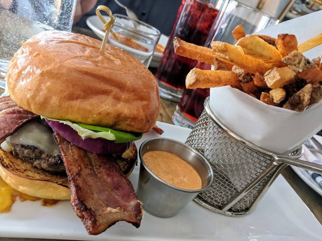 South Village Grille | restaurant | 197 Thurman Ave, Columbus, OH 43206, USA | 6148260491 OR +1 614-826-0491