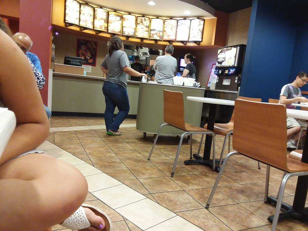 Taco Bell | restaurant | 359 Downing Dr, Yorktown Heights, NY 10598, USA | 9142459796 OR +1 914-245-9796