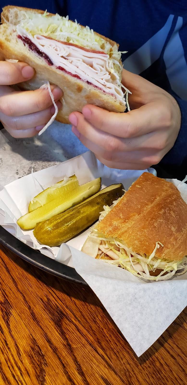 Tinkers Rainforest Deli | restaurant | 12812 Old Glenn Hwy # A-6, Eagle River, AK 99577, USA | 9076943354 OR +1 907-694-3354