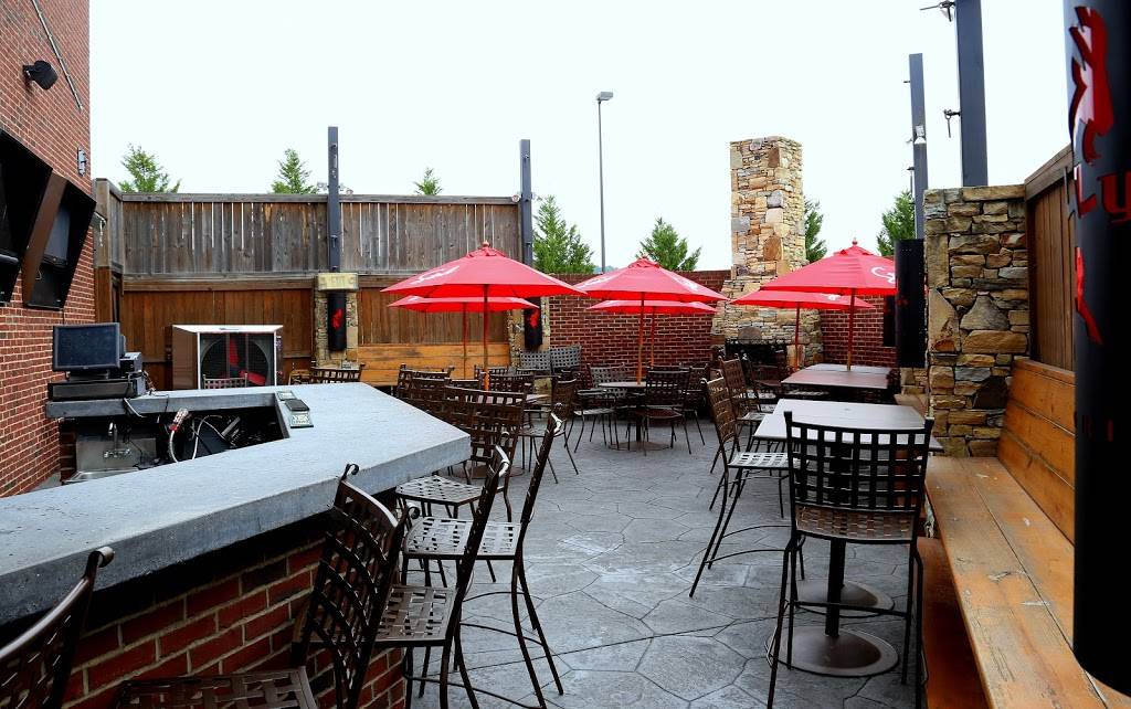 Billys Sports Grill | restaurant | 4520 Overton Rd #104, Birmingham, AL 35210, USA | 2059562323 OR +1 205-956-2323