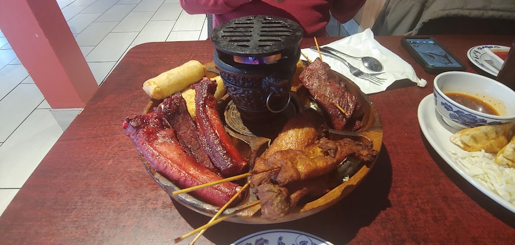 Jade Lion | restaurant | 25 W Main St, Vernal, UT 84078, USA | 4357811889 OR +1 435-781-1889