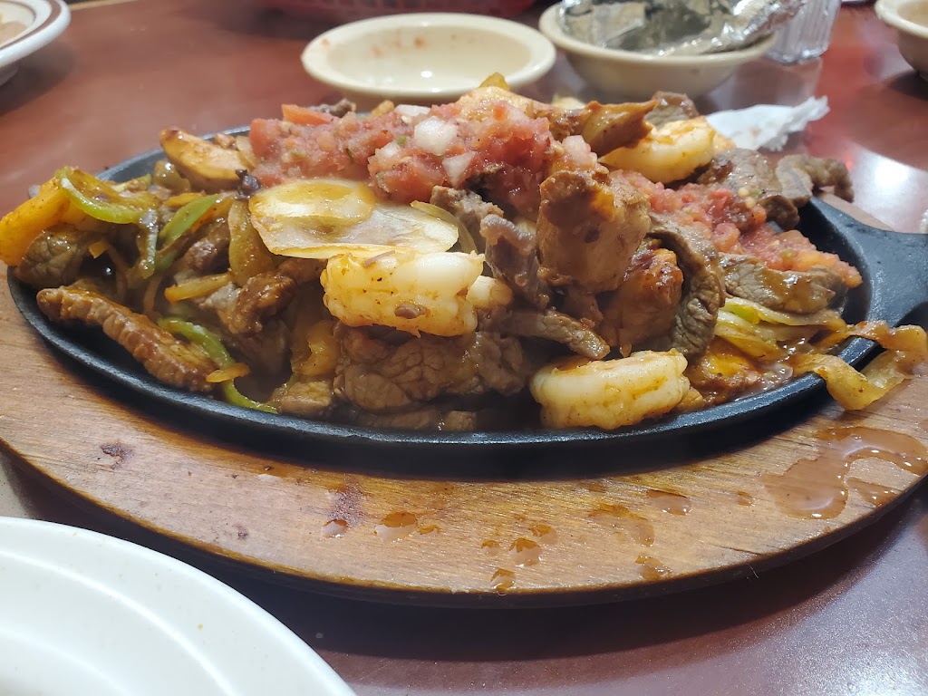 Mr. Baja | restaurant | 201 W Cottonwood Ln, Casa Grande, AZ 85122, USA | 5207597444 OR +1 520-759-7444