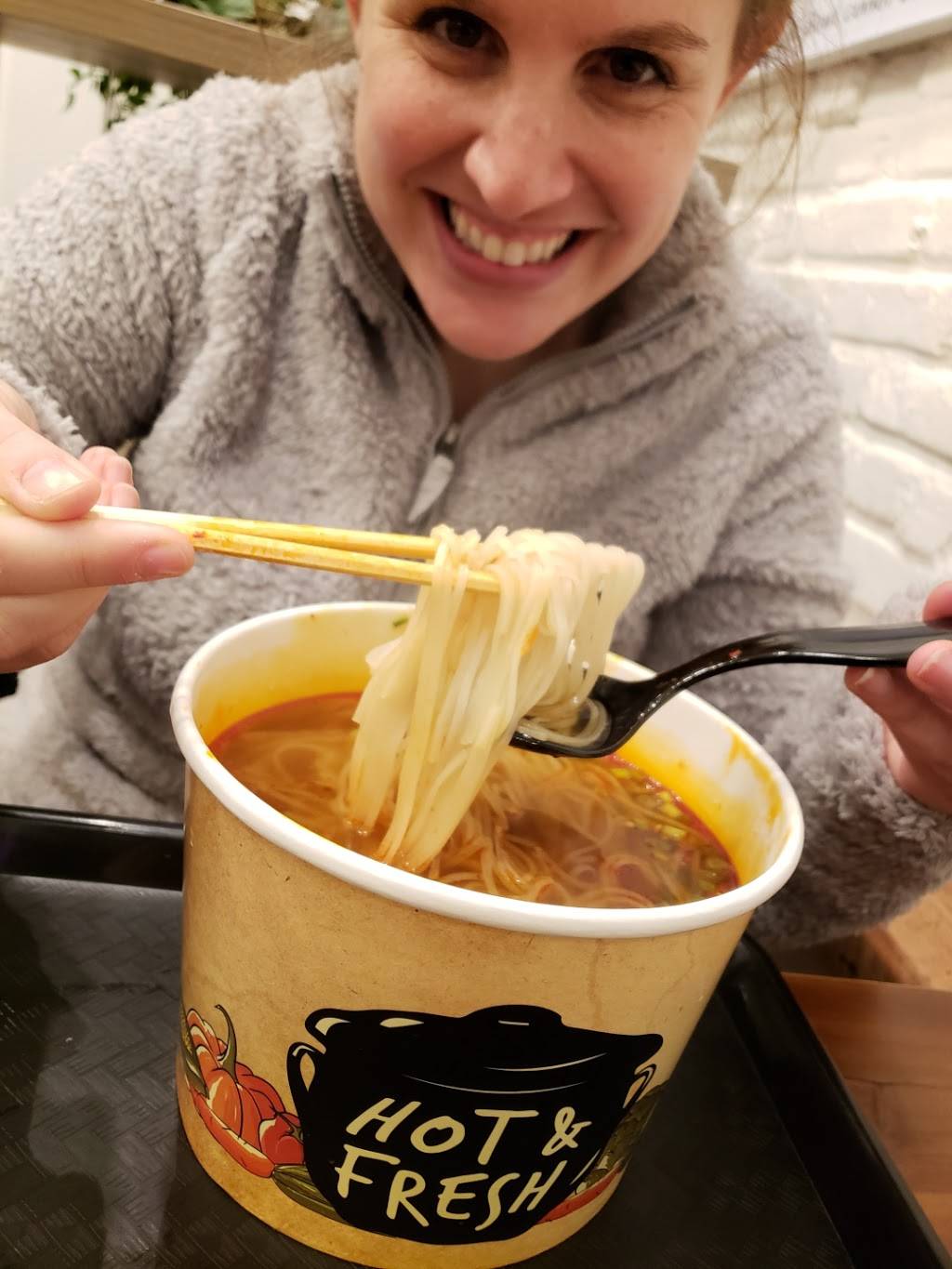 Manvspho | restaurant | 3133 Eastern Ave, Baltimore, MD 21224, USA | 4103148345 OR +1 410-314-8345