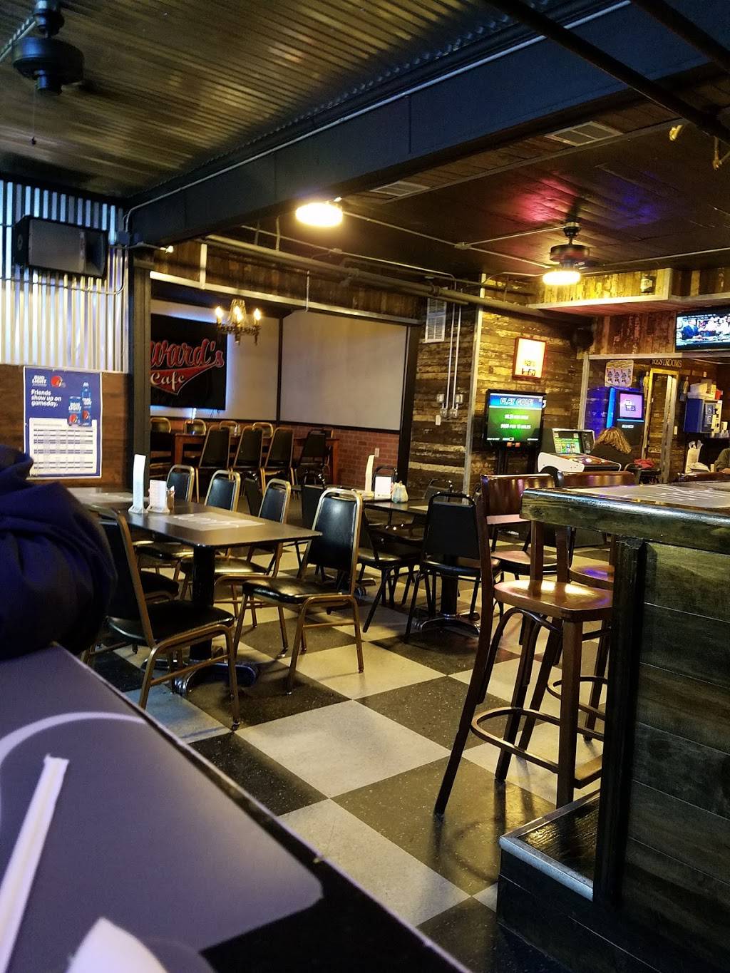 Howards Cafe | restaurant | E Taggart St, East Palestine, OH 44413, USA | 3308866109 OR +1 330-886-6109