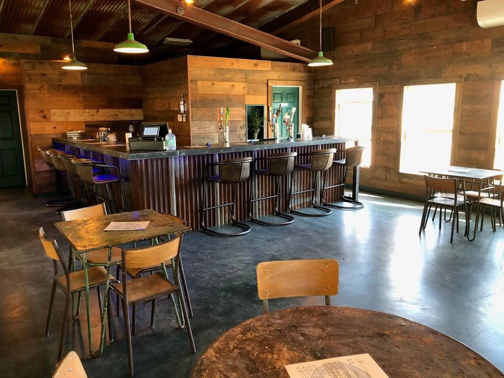 The Vintage Hideaway | restaurant | 3820 Schoenst Rd, Carmine, TX 78932, USA | 2812357486 OR +1 281-235-7486