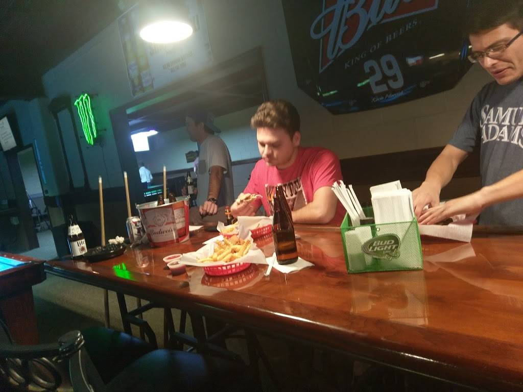 Jamaica Joes Billiard Bar | restaurant | 5920 SE 15th St, Oklahoma City, OK 73110, USA | 4057360590 OR +1 405-736-0590