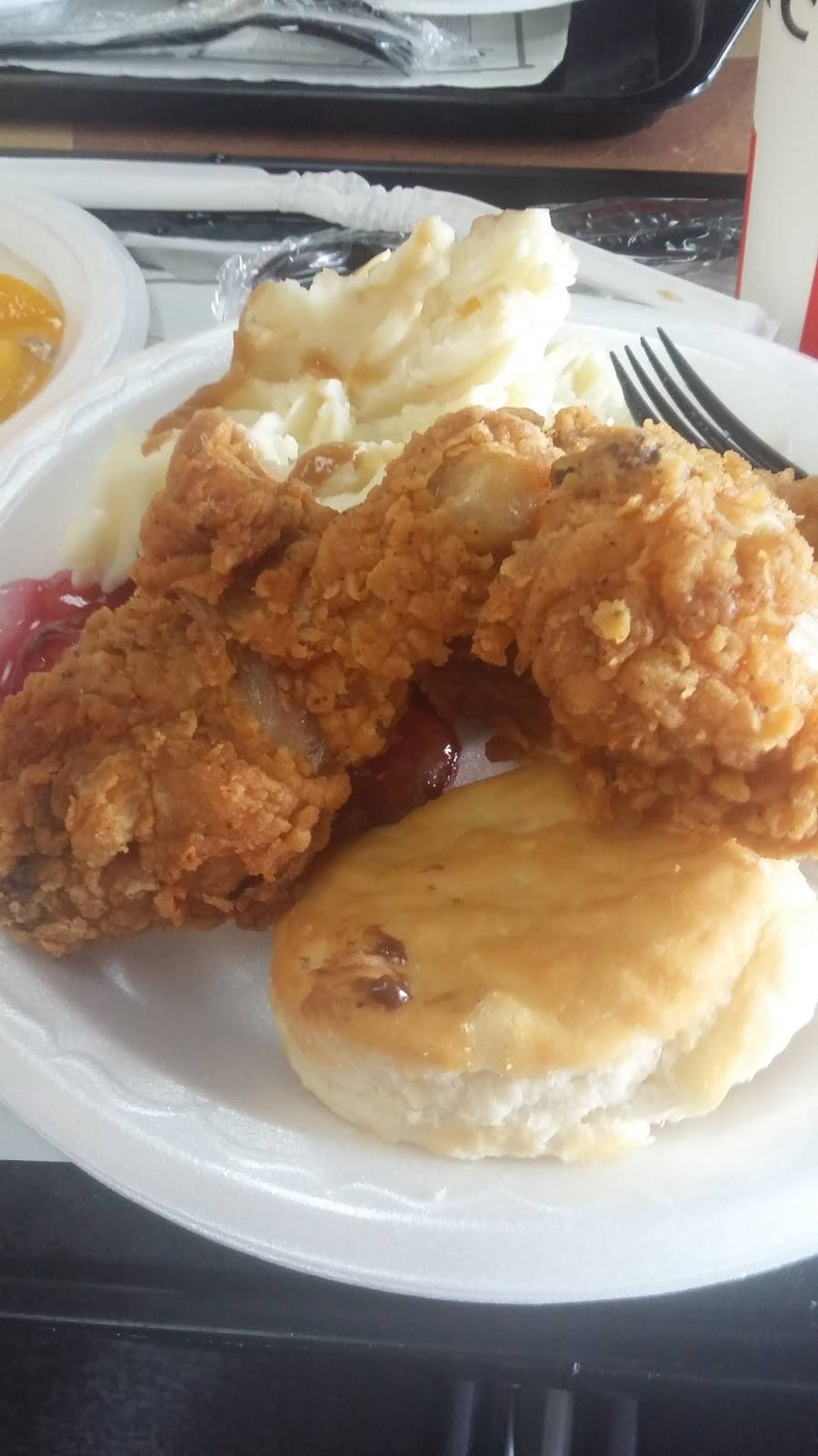 KFC | restaurant | 1217 E Cumberland Ave, Middlesboro, KY 40965, USA | 6062483484 OR +1 606-248-3484