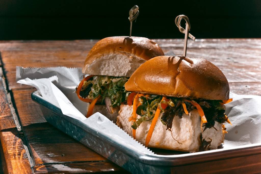 Grayze | restaurant | 521 E Grayson St, San Antonio, TX 78215, USA | 2104818776 OR +1 210-481-8776