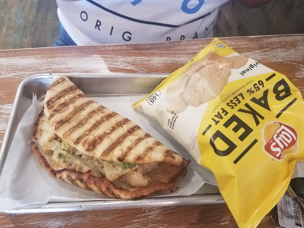 Tropical Smoothie Cafe | restaurant | 10011 Estero Town Commons Place, Estero, FL 33928, USA | 2399922008 OR +1 239-992-2008