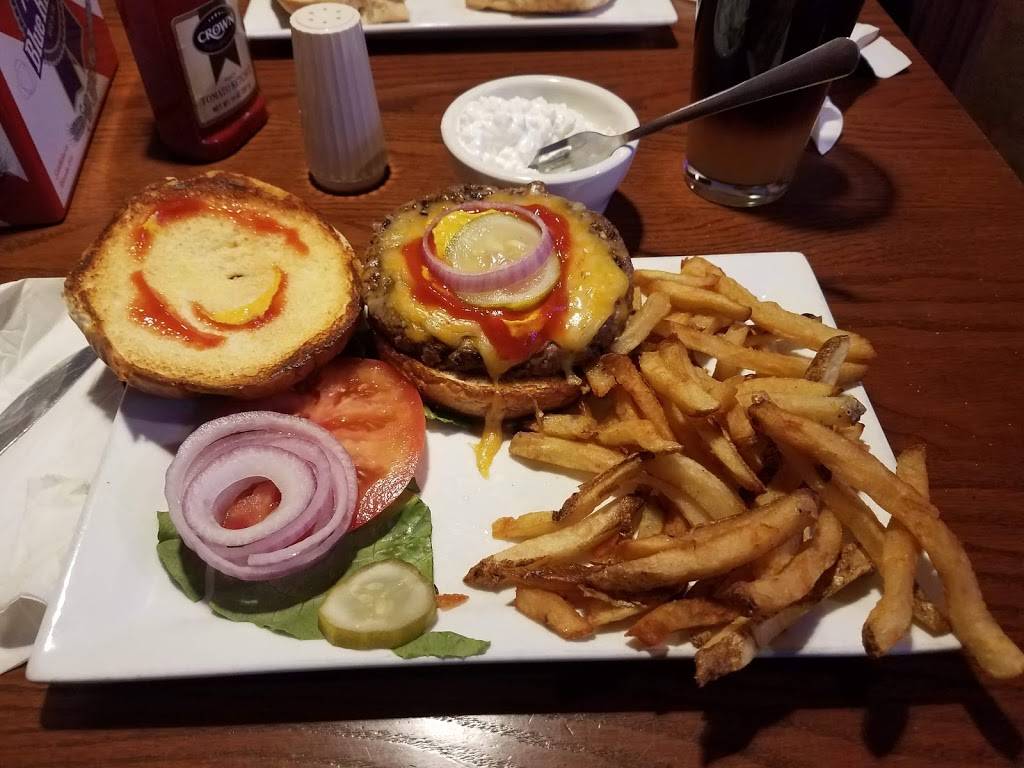 Diamonds Restaurant and Bar | restaurant | 16525 W 159th St, Lockport, IL 60441, USA | 8158386605 OR +1 815-838-6605