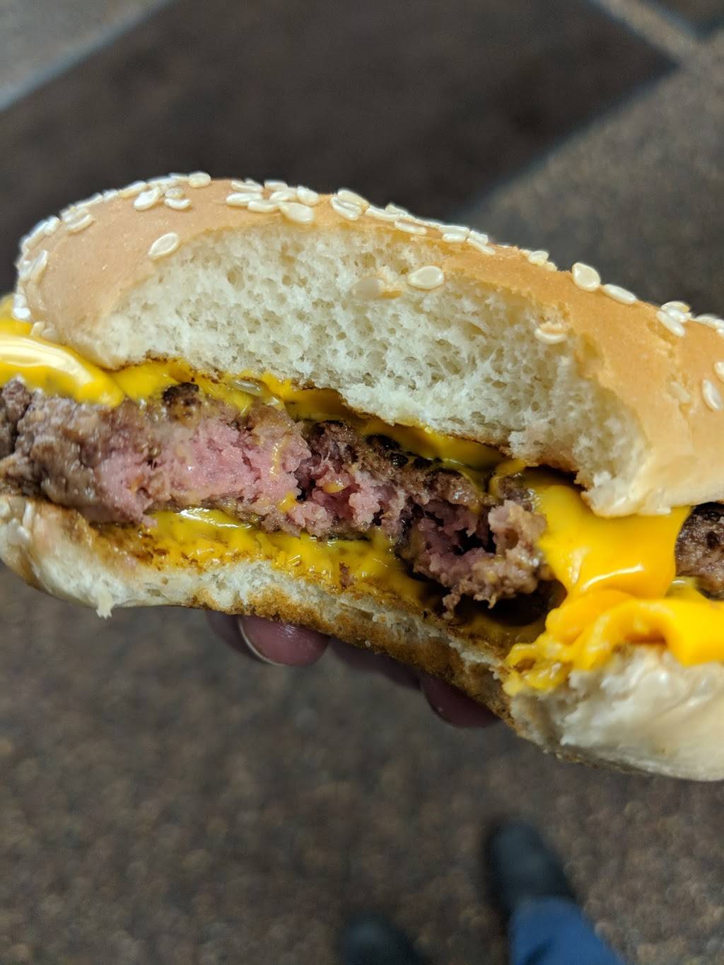 McDonalds | cafe | 100 McDonalds Dr, Bellevue, OH 44811, USA | 4194832215 OR +1 419-483-2215