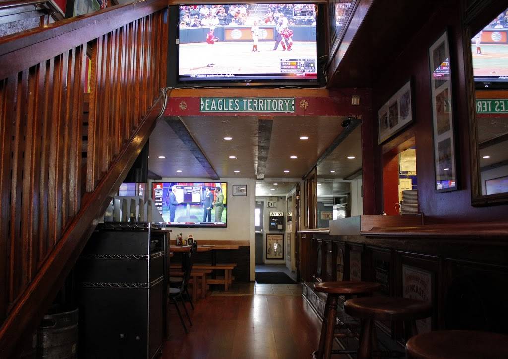 Britannia Pub | restaurant | 318 Santa Monica Blvd, Santa Monica, CA 90401, USA | 3104585350 OR +1 310-458-5350