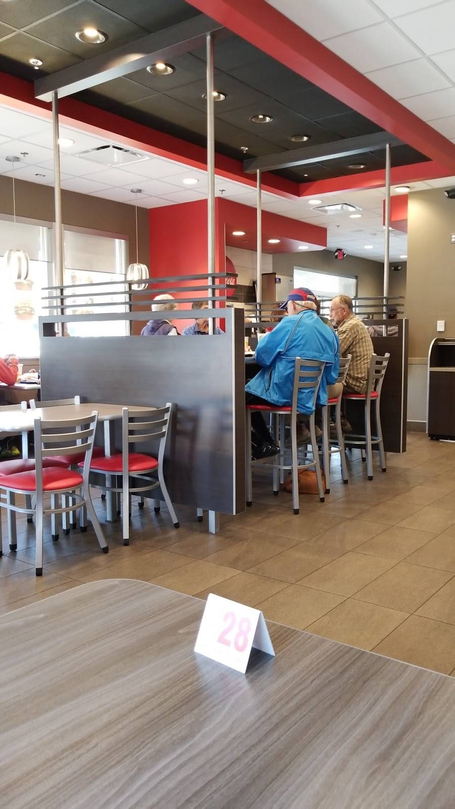 Carls Jr. | restaurant | 887 S Westlake Blvd, Westlake Village, CA 91361, USA | 8054954222 OR +1 805-495-4222