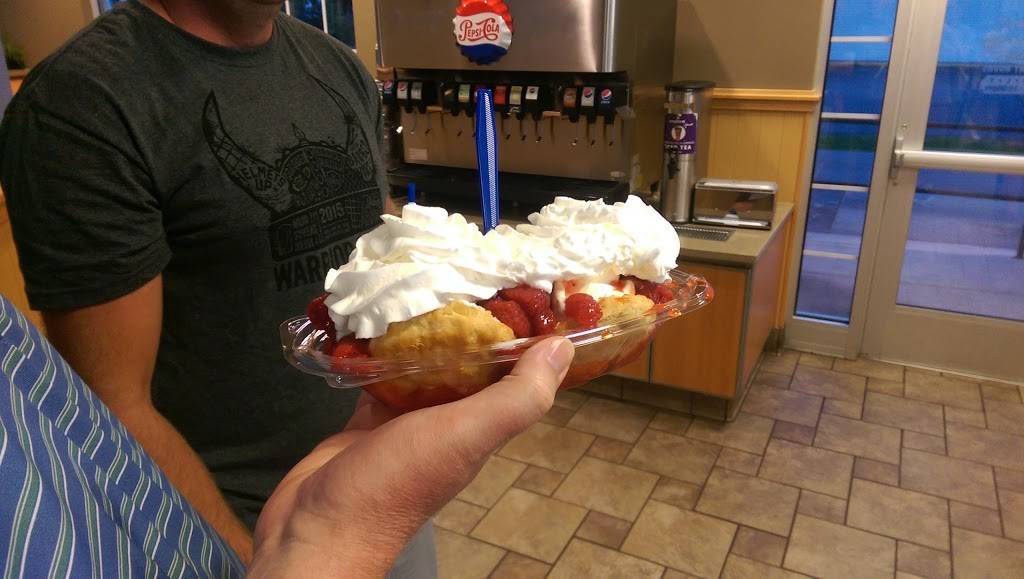 Culvers | restaurant | 876 Munson Ave, Traverse City, MI 49686, USA | 2314219004 OR +1 231-421-9004