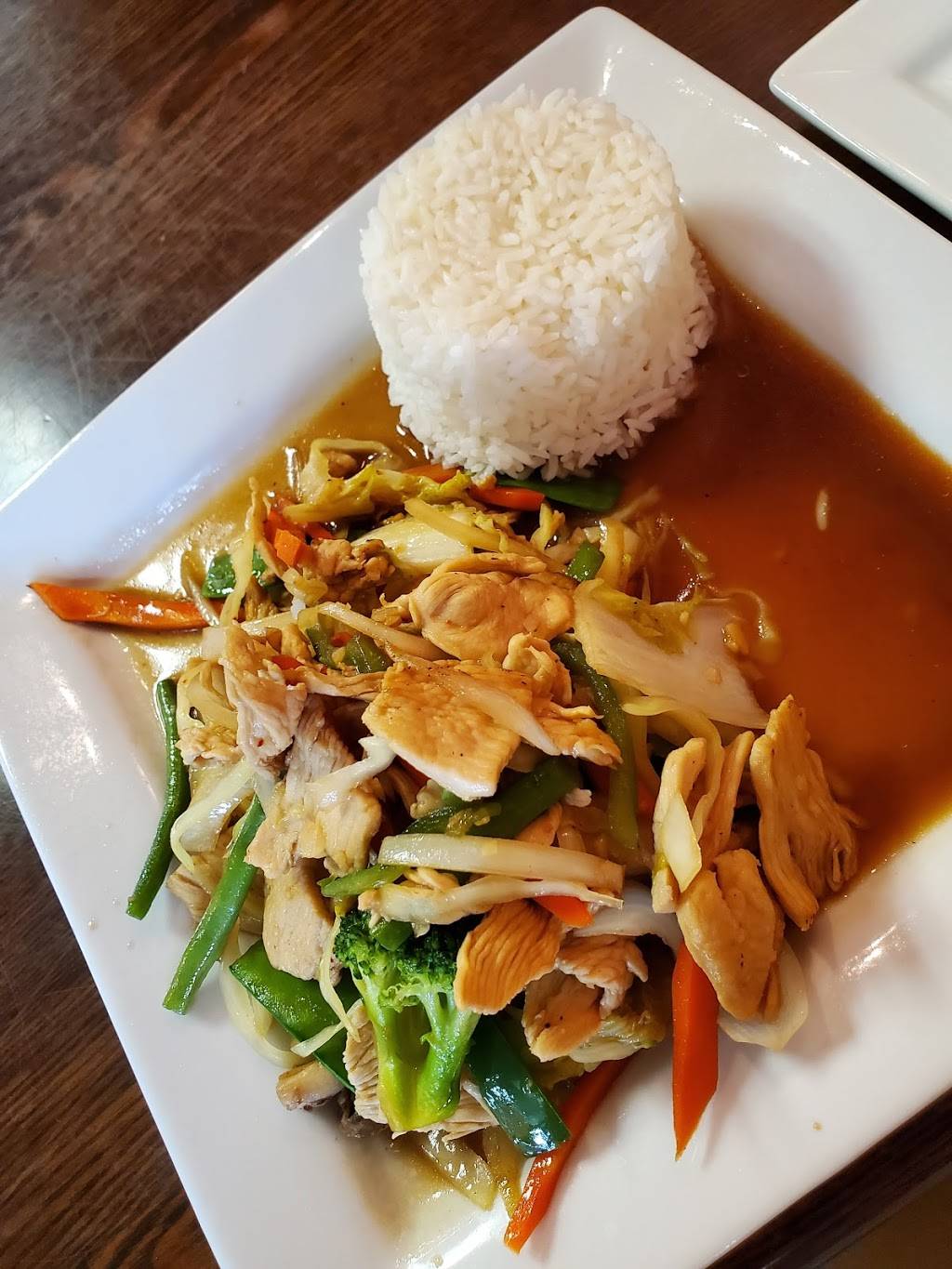 Viet Thai Kitchen | restaurant | 10550 Old St Augustine Rd # 28, Jacksonville, FL 32257, USA | 9045134968 OR +1 904-513-4968