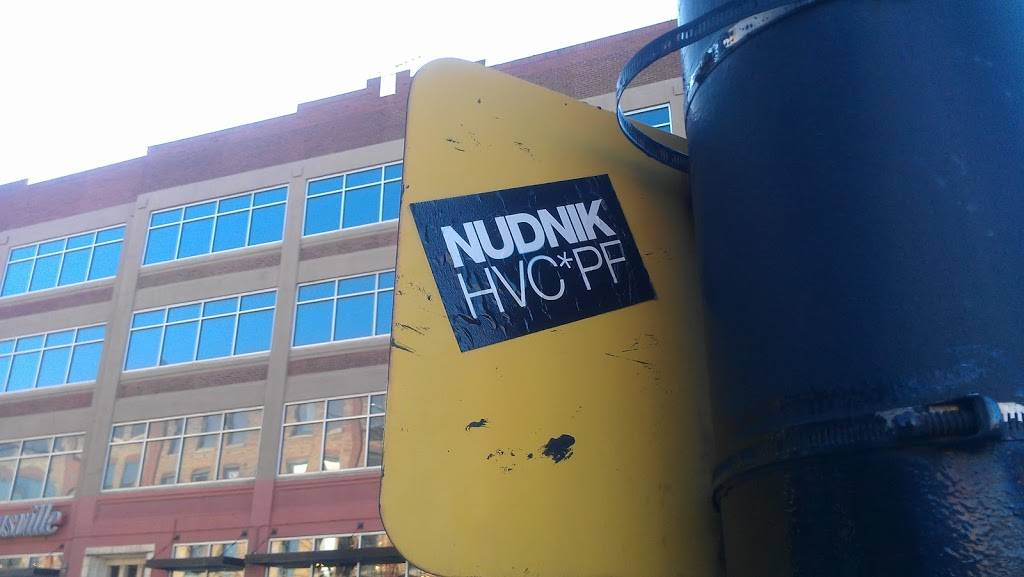 Clybourn Commons | shopping mall | 2000 N Clybourn Ave, Chicago, IL 60614, USA | 6306452800 OR +1 630-645-2800