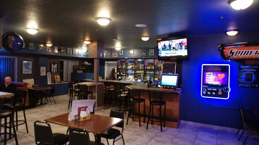 The Pub Bar & Grill at the Metropolis Resort | restaurant | 5150 Fairview Dr, Eau Claire, WI 54701, USA | 8554650250 OR +1 855-465-0250