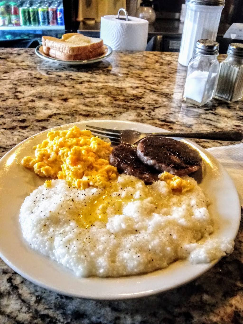 Soul Source | restaurant | 2101 Edmondson Ave, Baltimore, MD 21223, USA | 4103622483 OR +1 410-362-2483