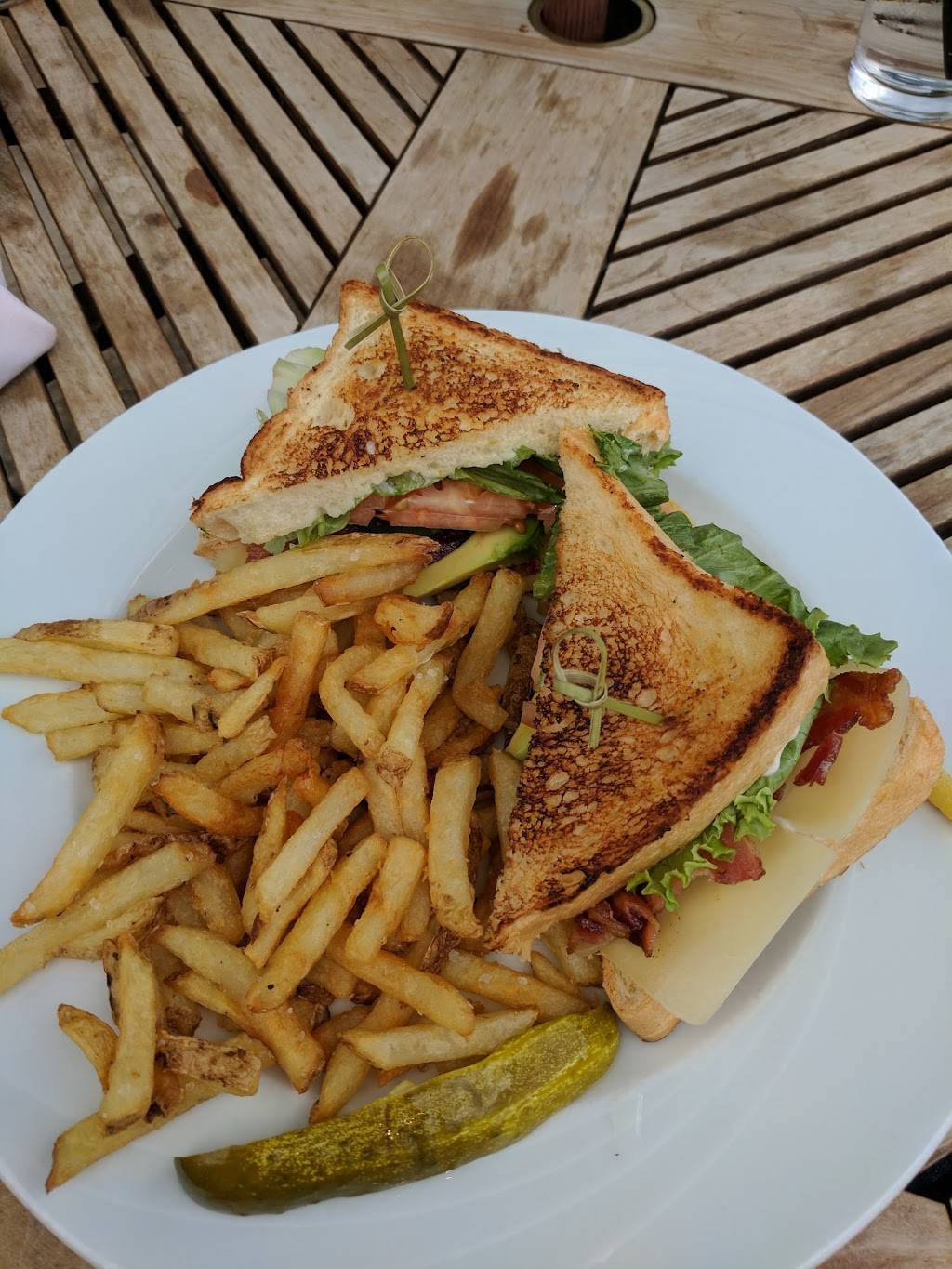 Ship Rock Grille | restaurant | 18300 W Alameda Pkwy, Morrison, CO 80465, USA | 3036974939 OR +1 303-697-4939