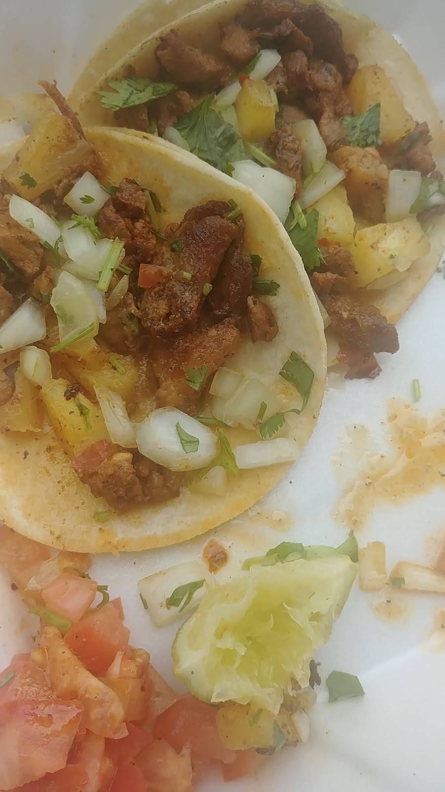 La Choza | restaurant | 1203 13th St ste a, Boulder, CO 80302, USA | 3034400133 OR +1 303-440-0133