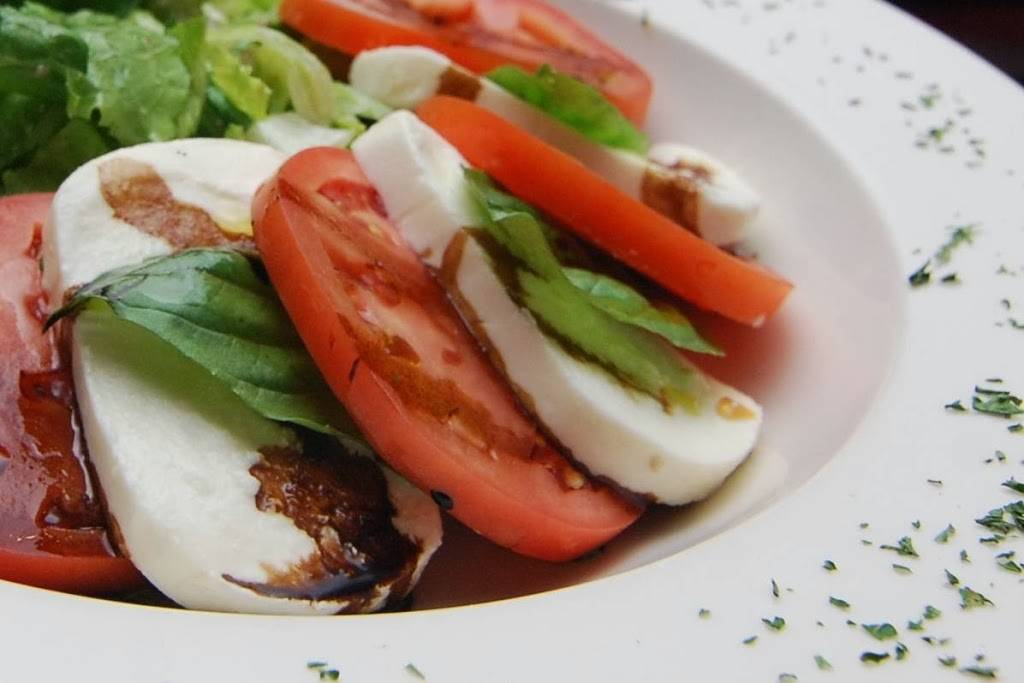 Ge-Angelos | restaurant | 823 Wheeler St #9, Ames, IA 50010, USA | 5152330959 OR +1 515-233-0959