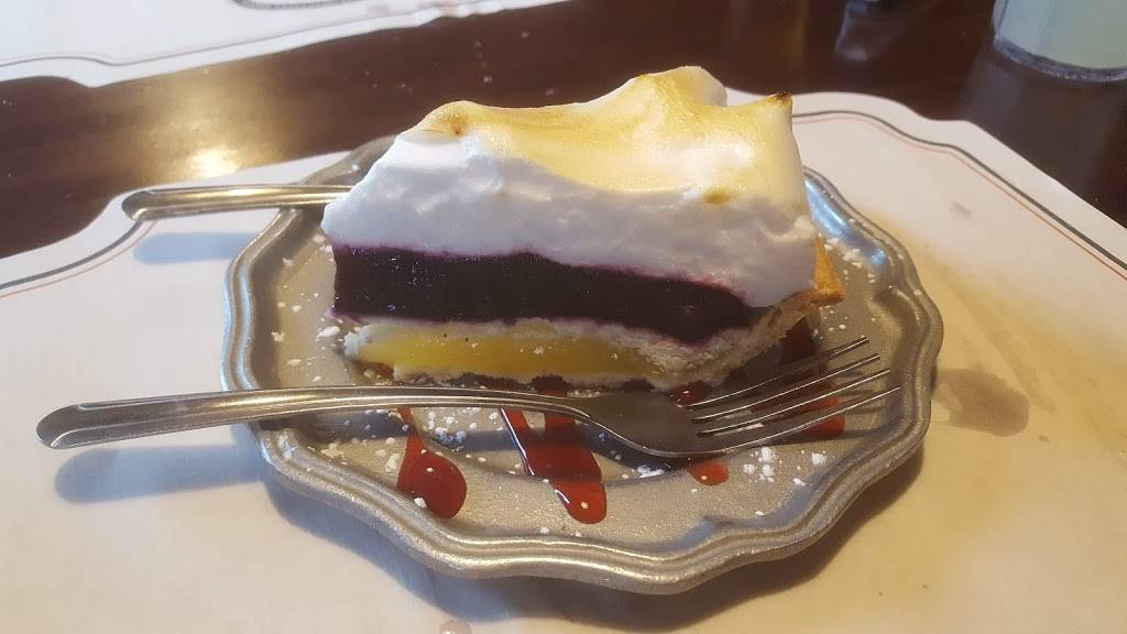 Apple Valley Family Restaurant | restaurant | 104 US-6, Milford, PA 18337, USA | 5702966831 OR +1 570-296-6831