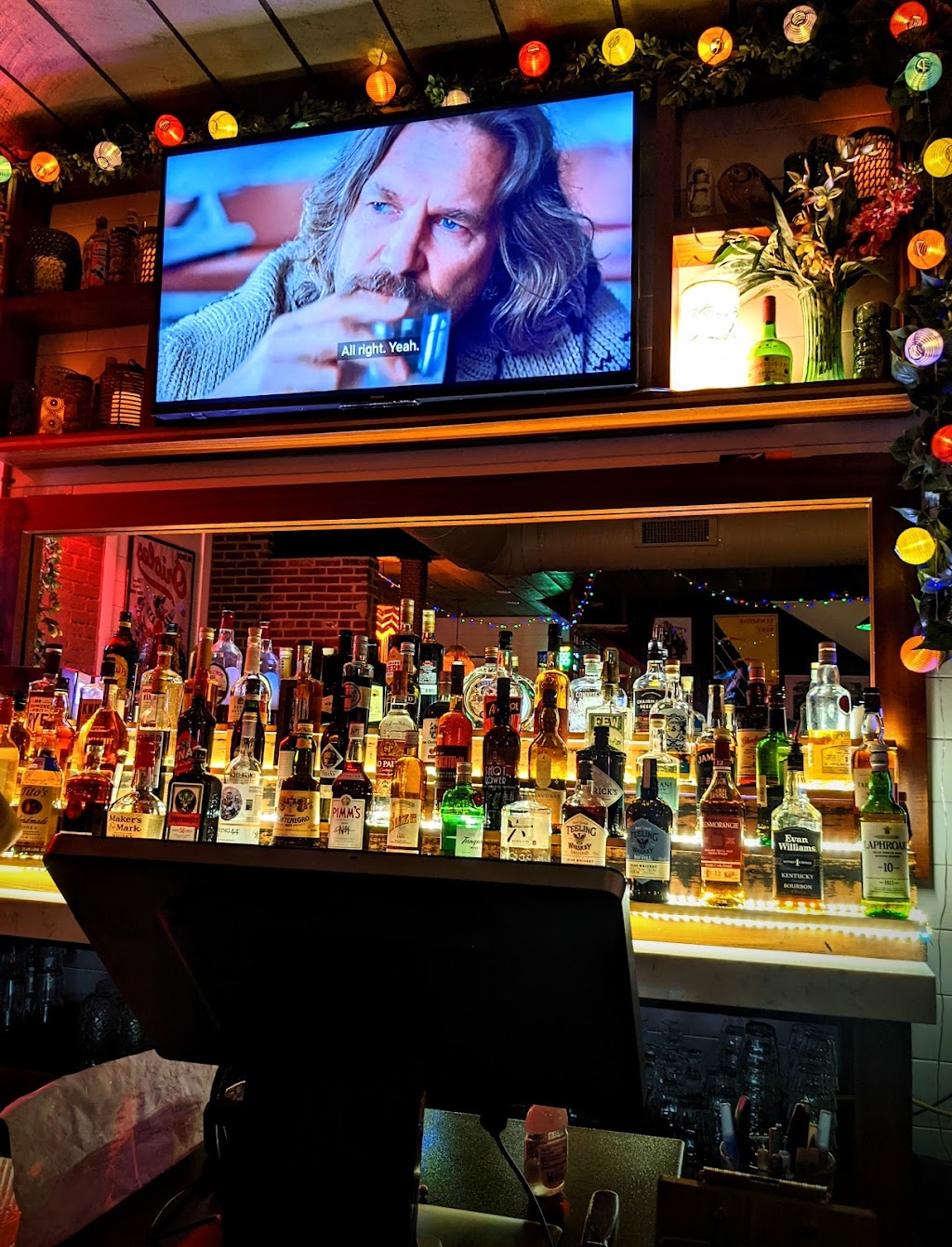 Lucky Buns | restaurant | 918 1/2 S Wolfe St, Baltimore, MD 21231, USA | 4434383916 OR +1 443-438-3916