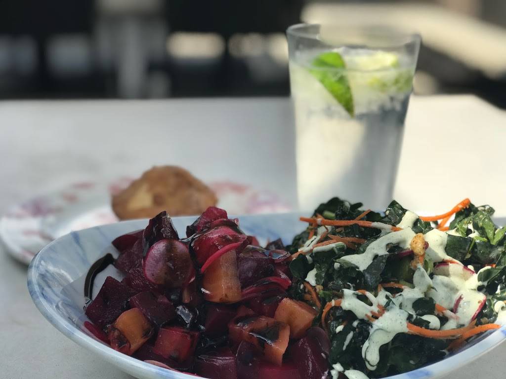 Public Greens | restaurant | 900 E 64th St, Indianapolis, IN 46220, USA | 3179640865 OR +1 317-964-0865