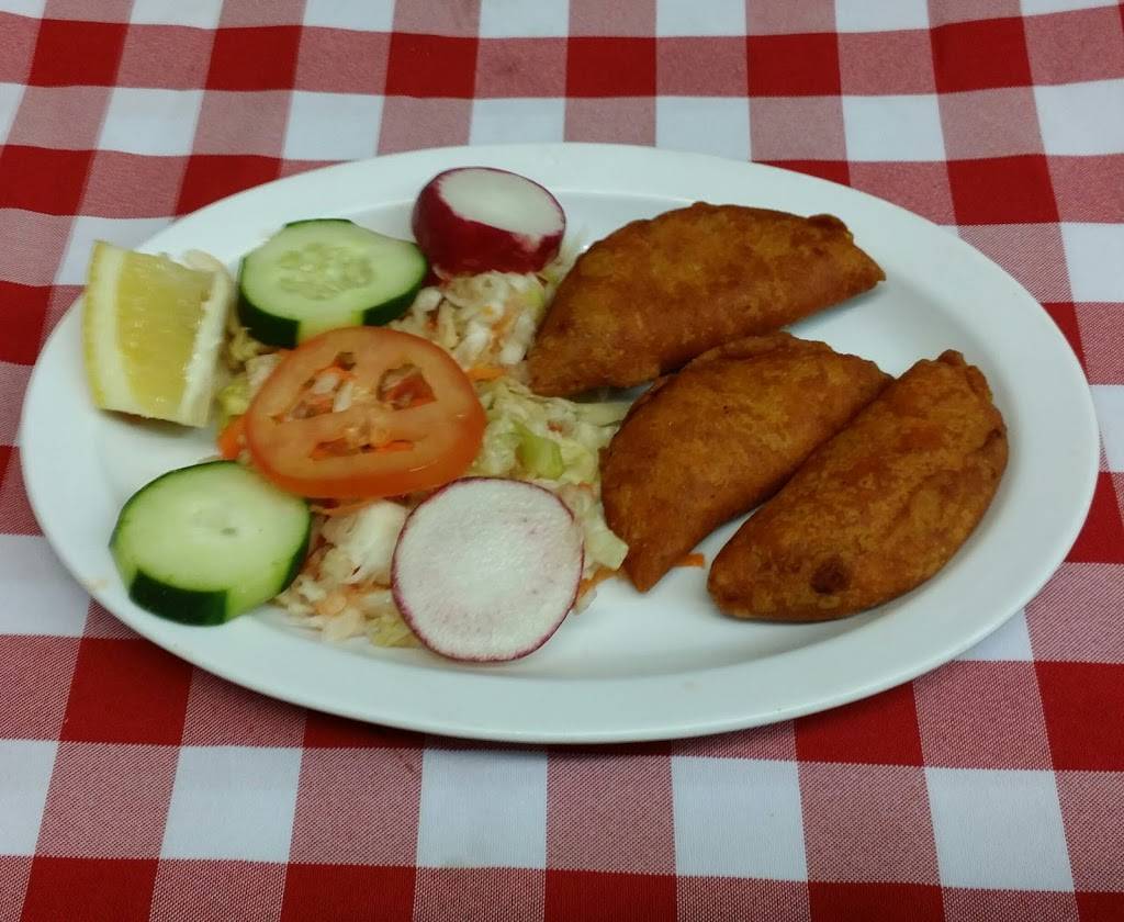 Ilopango Restaurant | restaurant | 1744 Venice Blvd, Los Angeles, CA 90006, USA | 3237668860 OR +1 323-766-8860