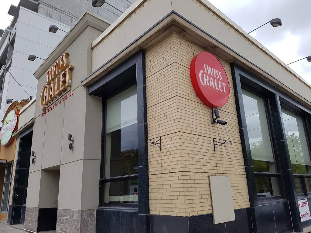 Swiss Chalet | restaurant | 949 Eglinton Ave W, York, ON M6C 2C3, Canada | 4167832345 OR +1 416-783-2345