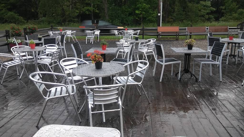 Local Burgy | restaurant | 93 Main St, Haydenville, MA 01039, USA | 4132688300 OR +1 413-268-8300