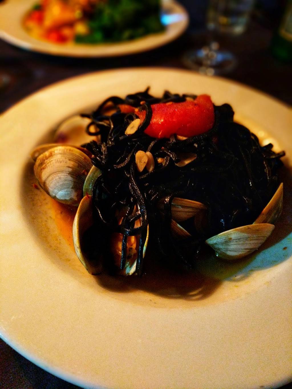 The Nauset Beach Club Restaurant | restaurant | 222 Main St, Orleans, MA 02653, USA | 5082558547 OR +1 508-255-8547