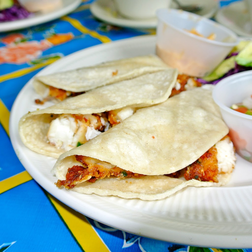 The Brown Bag | restaurant | 414 Veterans Blvd, Del Rio, TX 78840, USA | 8307684837 OR +1 830-768-4837